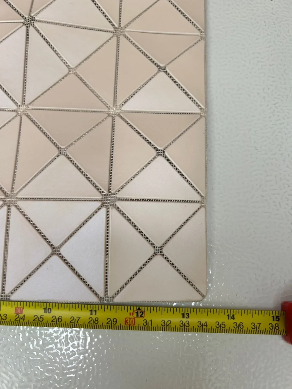 BaoBao cream geometric